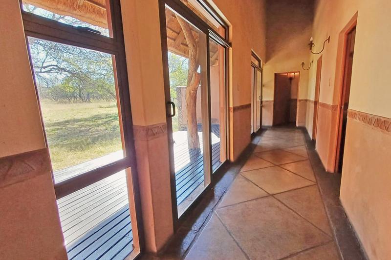 5 Bedroom Property for Sale in Vaalkop Dam North West